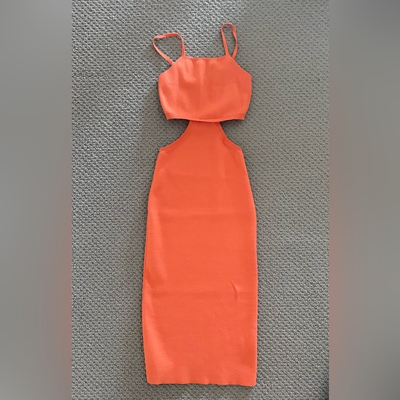 BRAND NEW side cut out midi dress - Picture 7 of 7